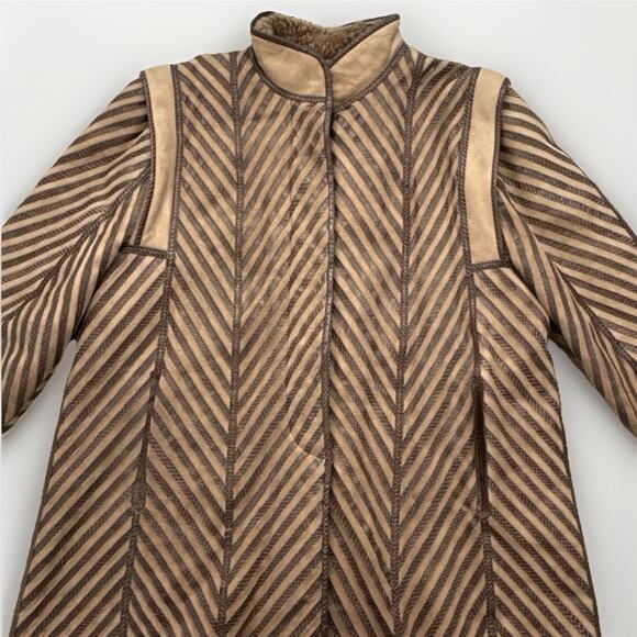 Vintage Suede & Embossed Leather Shearling Coat Tan Brown Boho Size 42 (M/L) - Picture 9 of 16